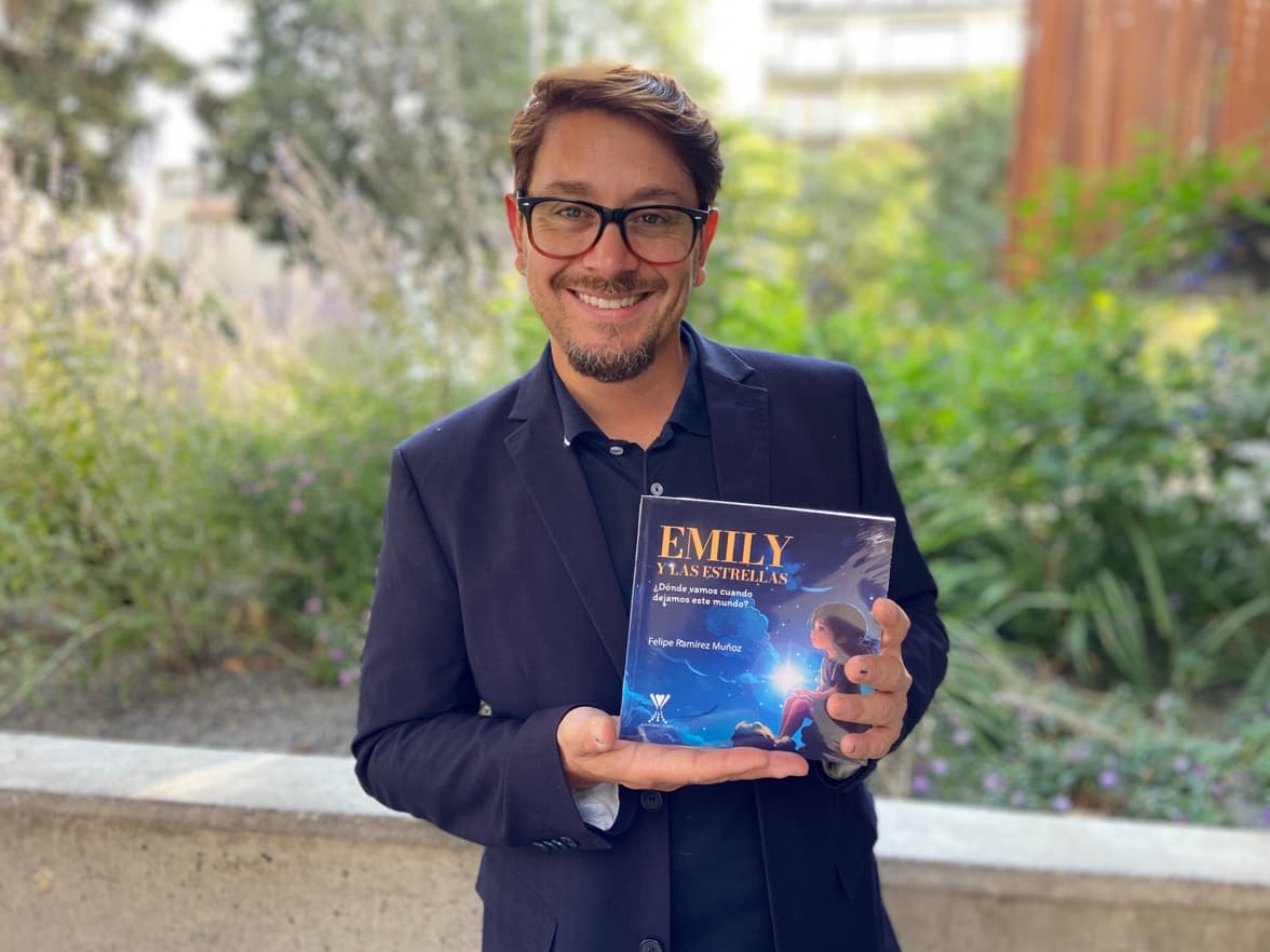 Emily y las estrellas: Un libro infantil sobre cómo enfrentar el duelo