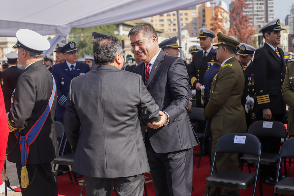 Día de las Glorias Navales se conmemora en Plaza Capitán Prat