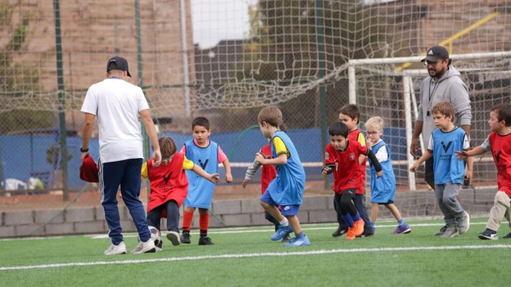 Campamento de Invierno en Vitacura: diversión y deporte