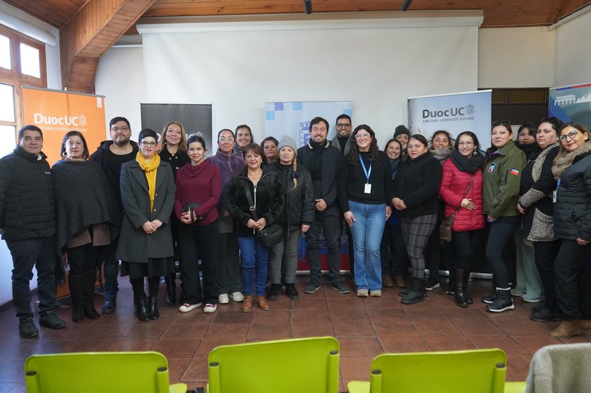 Mujeres de Peñaflor inician talleres de mantención