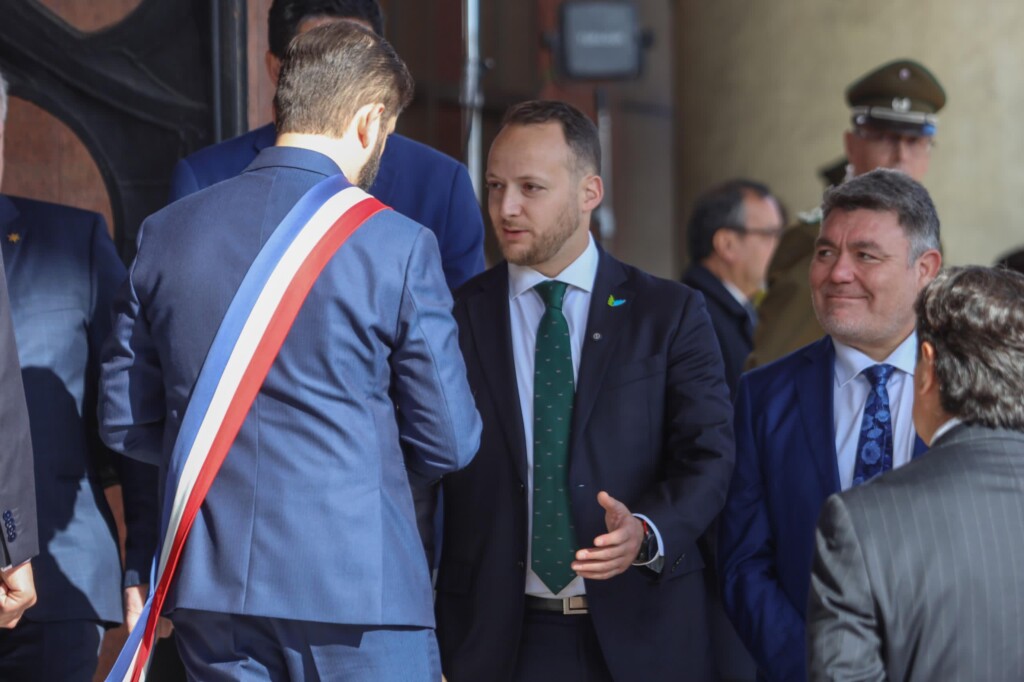 Crisis en el sistema de adopción: Entregan carta al Presidente