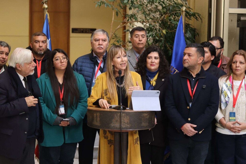 Radios comunitarias: Piden restituir presupuesto