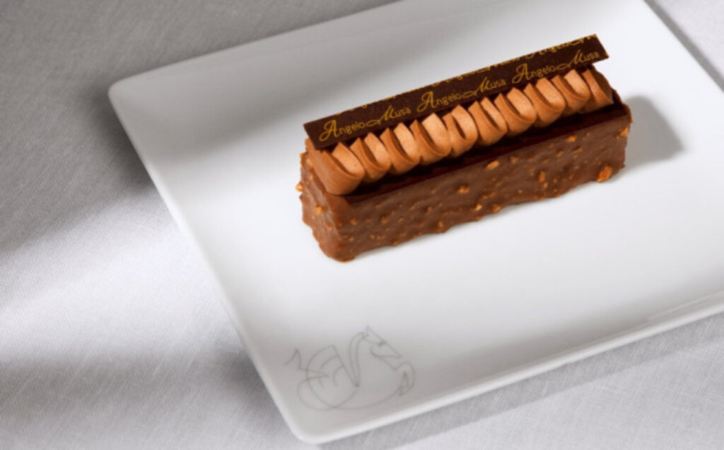 La aerolínea francesa eleva su experiencia a bordo en las cabinas La Première, Business y Premium con oferta gastronómica creados por chefs.