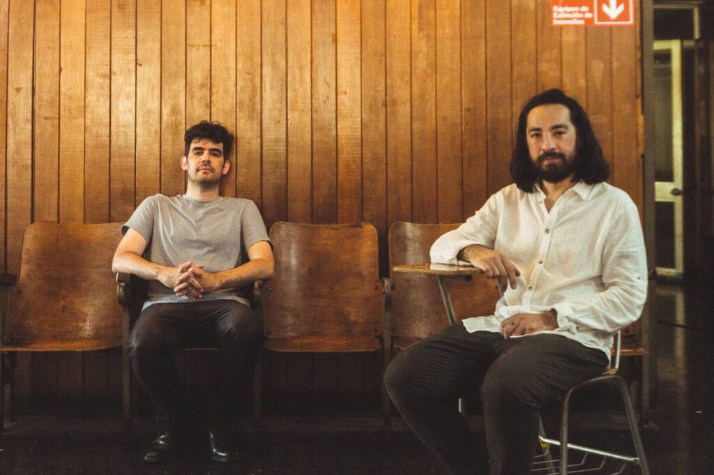 Super Perfundo lanza single doble: “Cerdos y Leones / King Korgi”