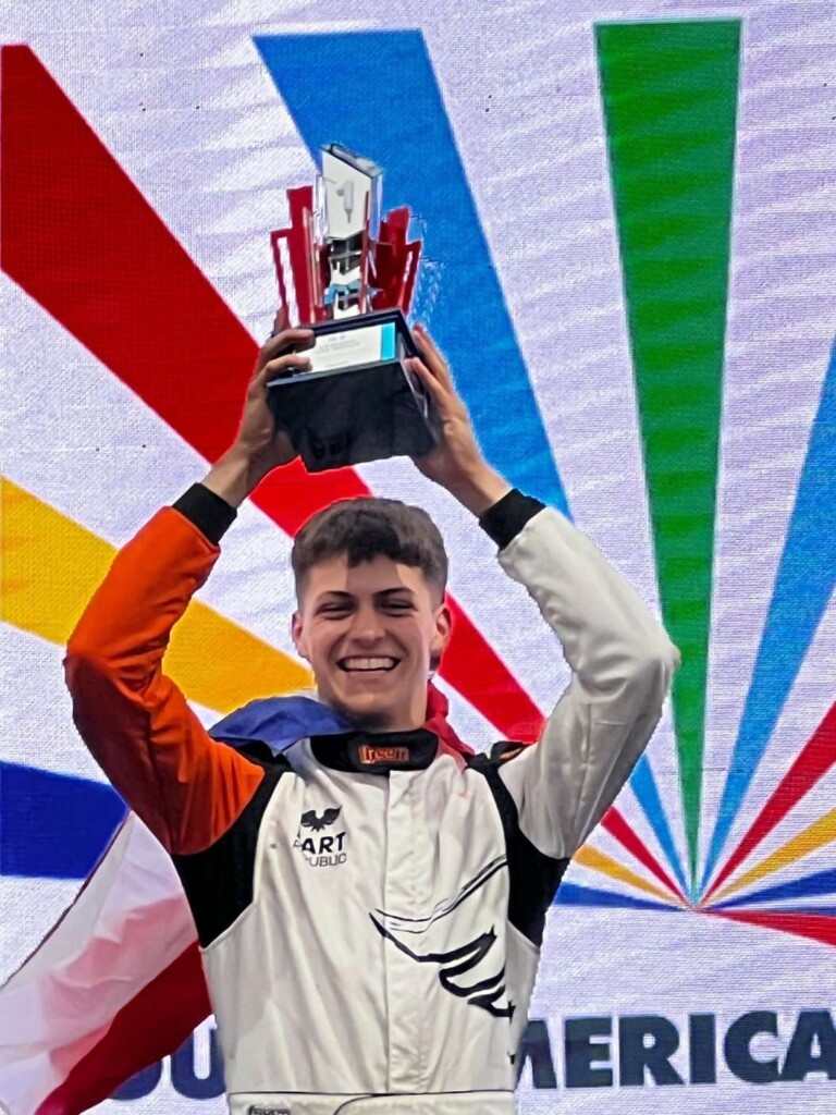 Clemente huerta campeón de Karting FIA en la categoría X30