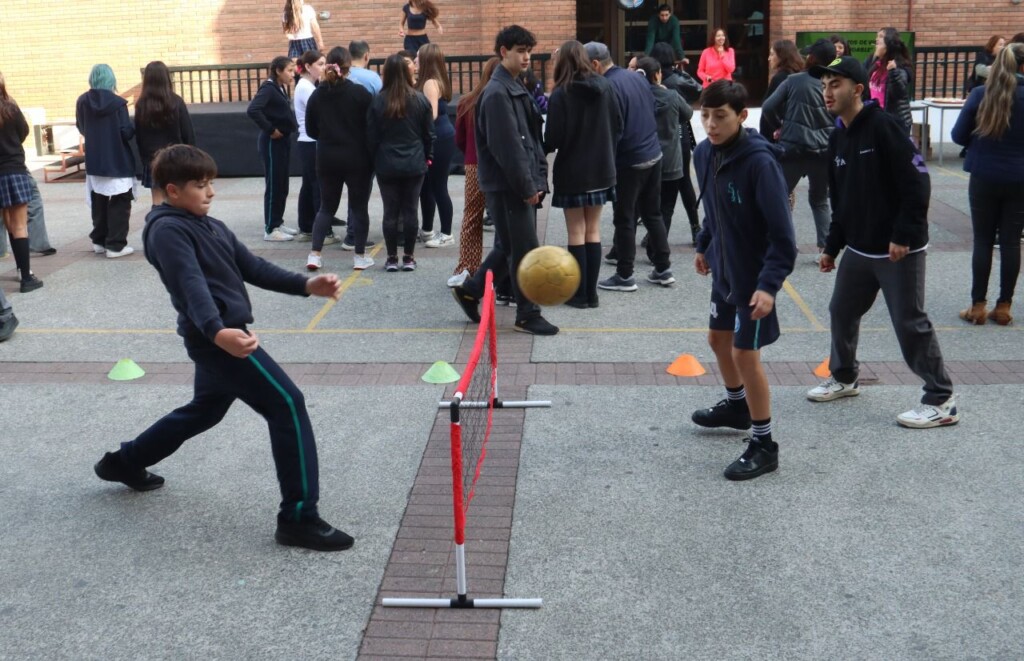 Plan “Colegios Sin Celulares” de Las Condes