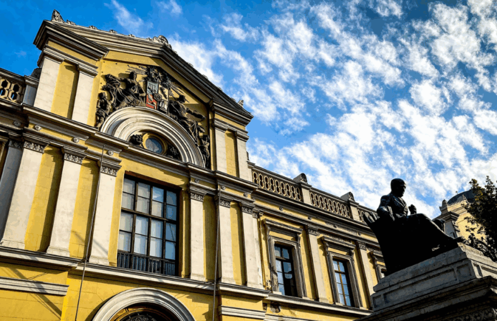 U. de Chile y MPP acuerdan acceso global a tecnologías en salud