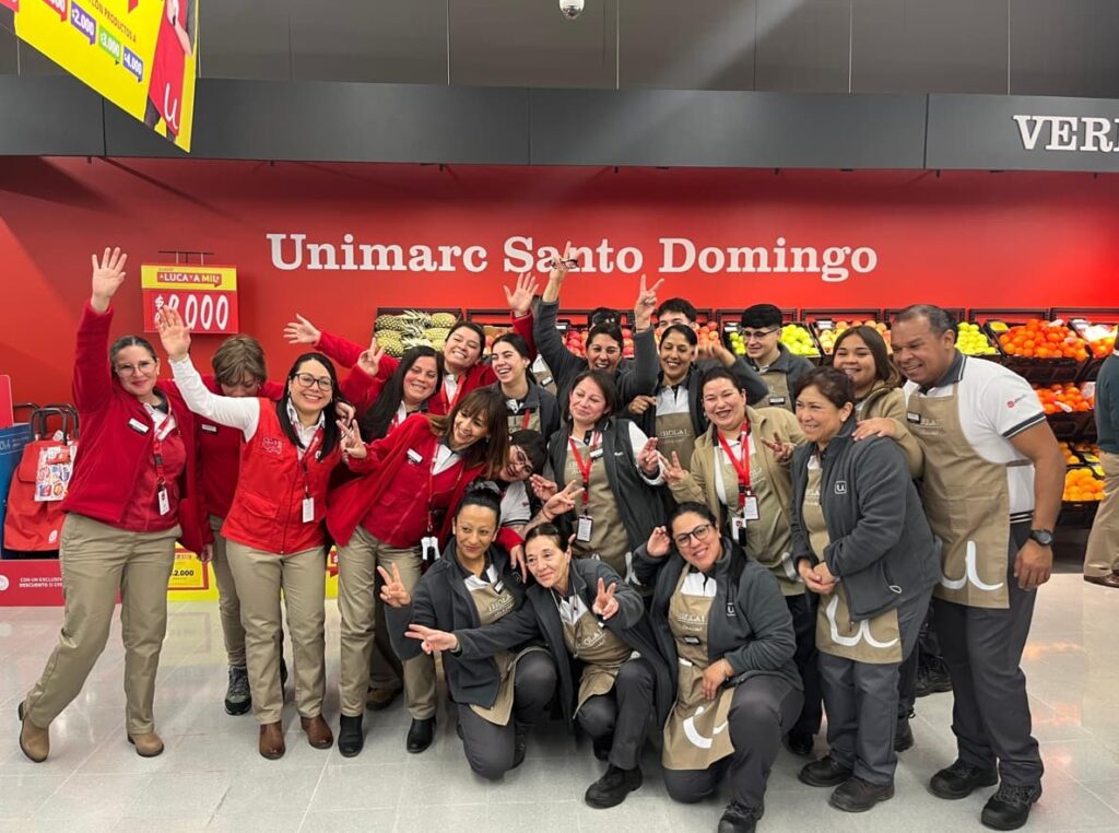 Unimarc abre nuevo local en la comuna de Santo Domingo