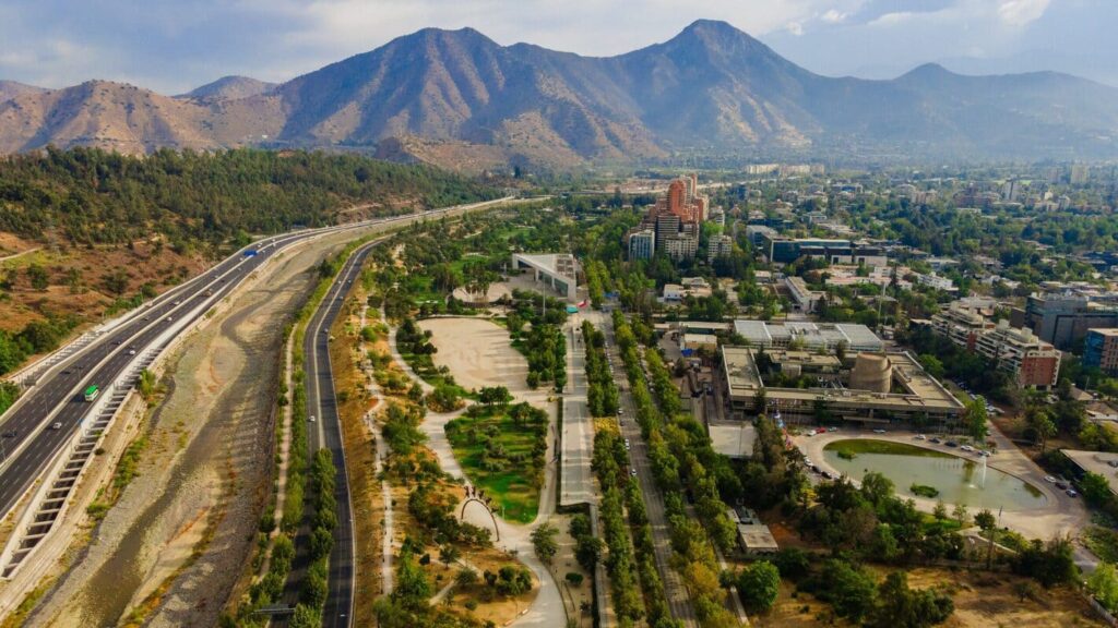 Municipalidad de Vitacura abre consulta para definir el futuro del Plan en Infraestructura de Movilidad y Espacio Público (PIIMEP).