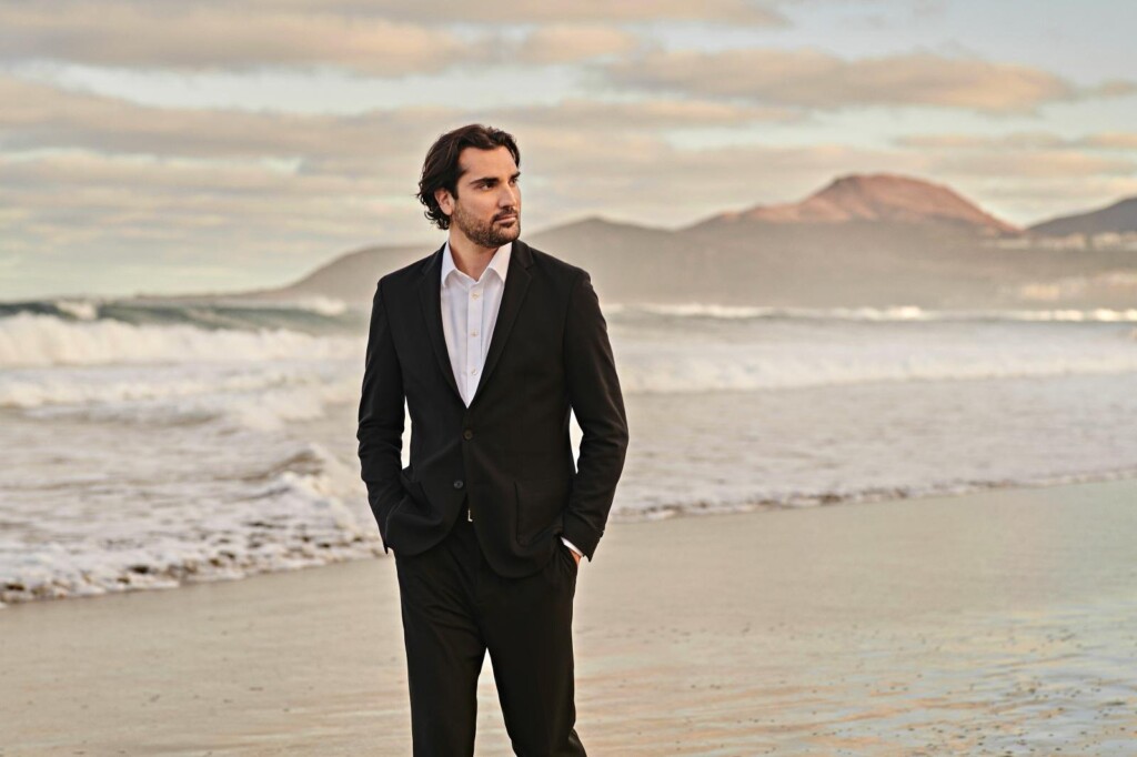 Concierto en Chile del tenor Jonathan Tetelman