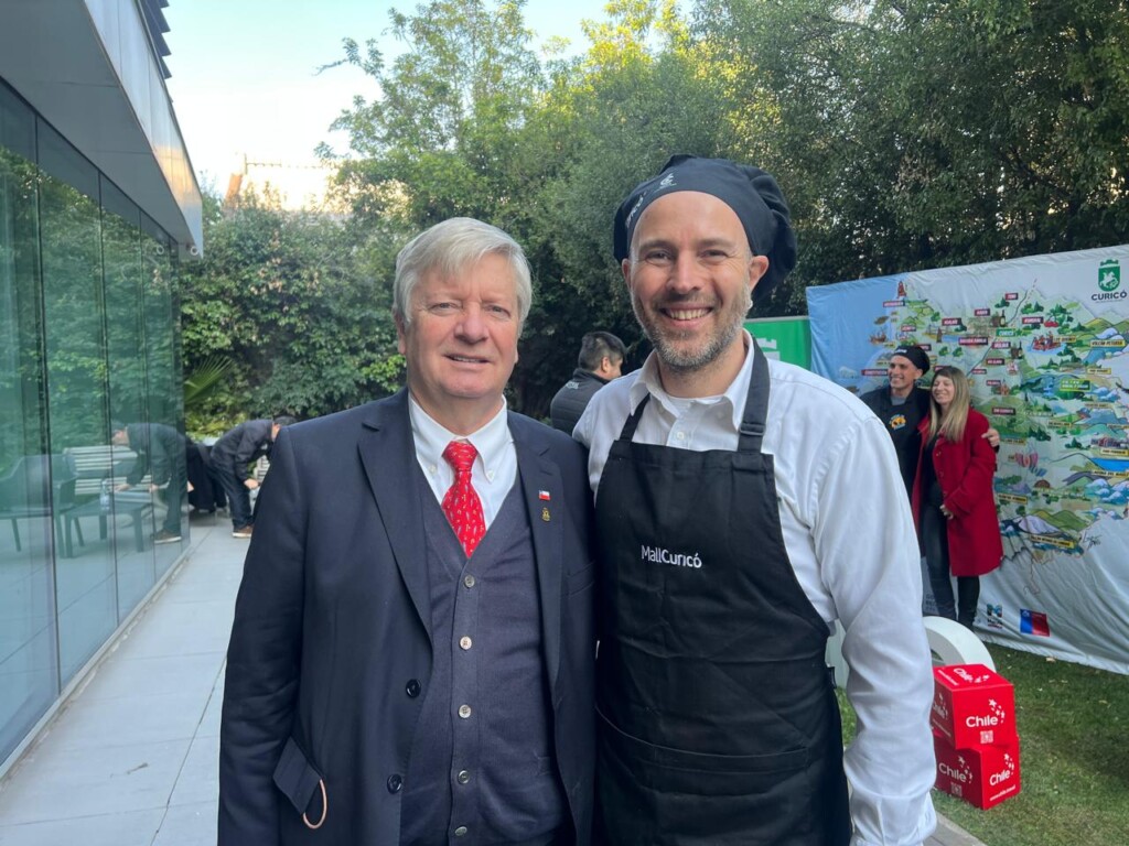 Feria de los Caldos 2025 se lanzó en la Región Metropolitana