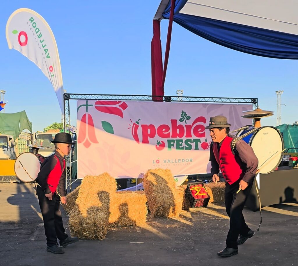 Lo Valledor inaugura el “Pebre Fest” para celebrar la previa del 18