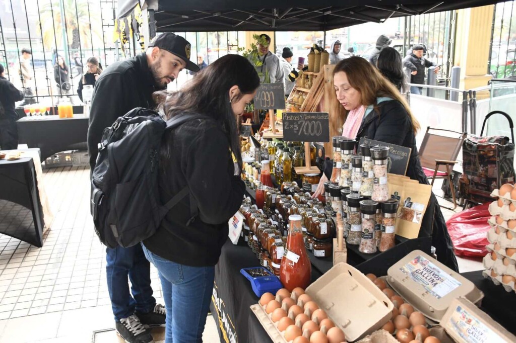 Mercado Campesino por Fiestas Patrias en Estación Central