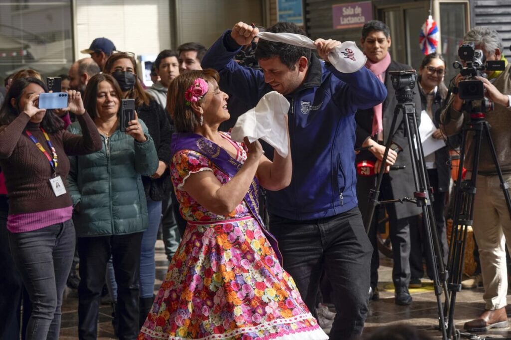 Independencia da inicio a Fiestas Patrias con feria chilena
