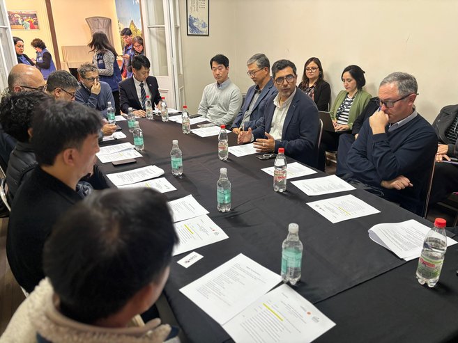 Recoleta: Mesa de trabajo con la comunidad coreana