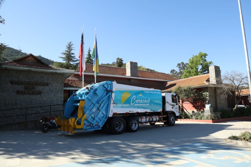 Municipalidad de Curacaví moderniza su flota de aseo