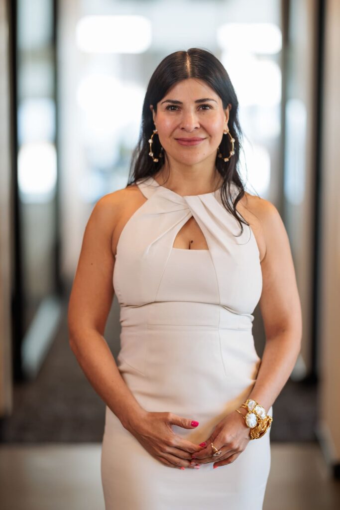 Karol Oyanader de Statkraft Chile reconocida en la guía GC Powerlist 2025