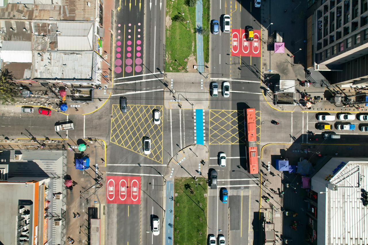 Habilitan nuevos “Cruces Seguros” en Estación Central y Santiago