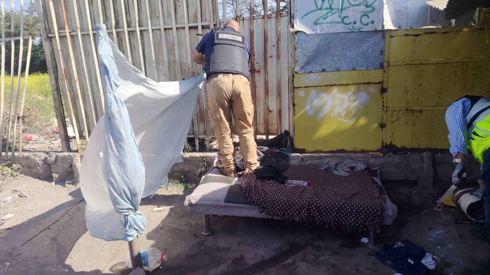 La Islita: Municipio y Carabineros retiran nuevos rucos en Cancha de Carreras