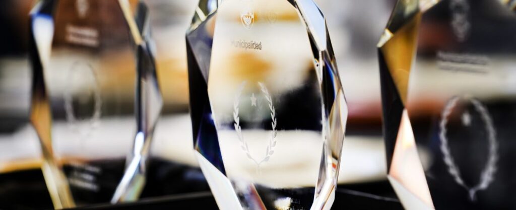 La iniciativa municipal busca reconocer a vecinos y vecinas de 60 años o más que han contribuido al desarrollo local.