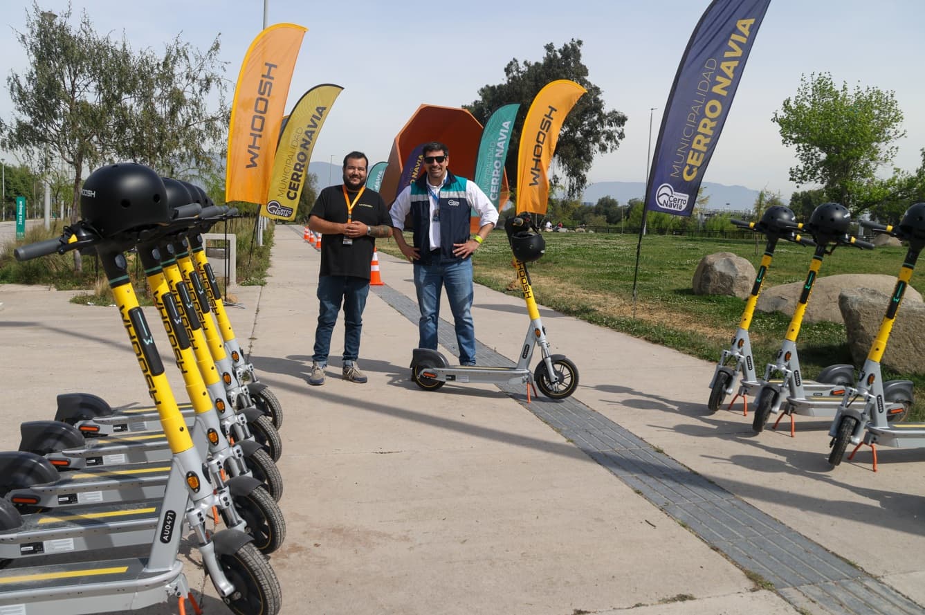 Cerro Navia da un paso hacia la movilidad sostenible con la llegada de scooters eléctricos