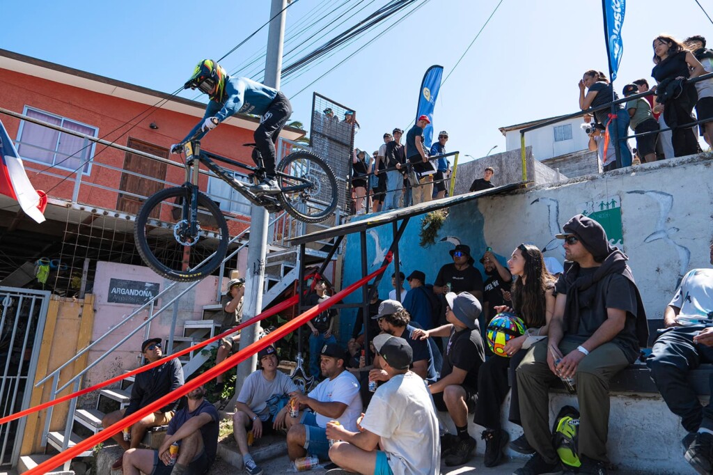 Coquimbo vibró con el regreso triunfal del Downhill Urbano “Del Barrio al Puerto”
