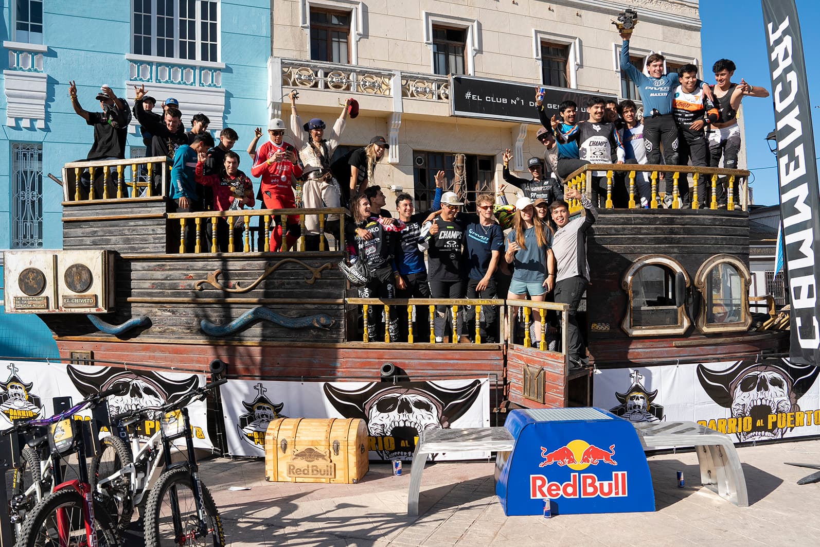 Coquimbo vibró con el regreso triunfal del Downhill Urbano “Del Barrio al Puerto”