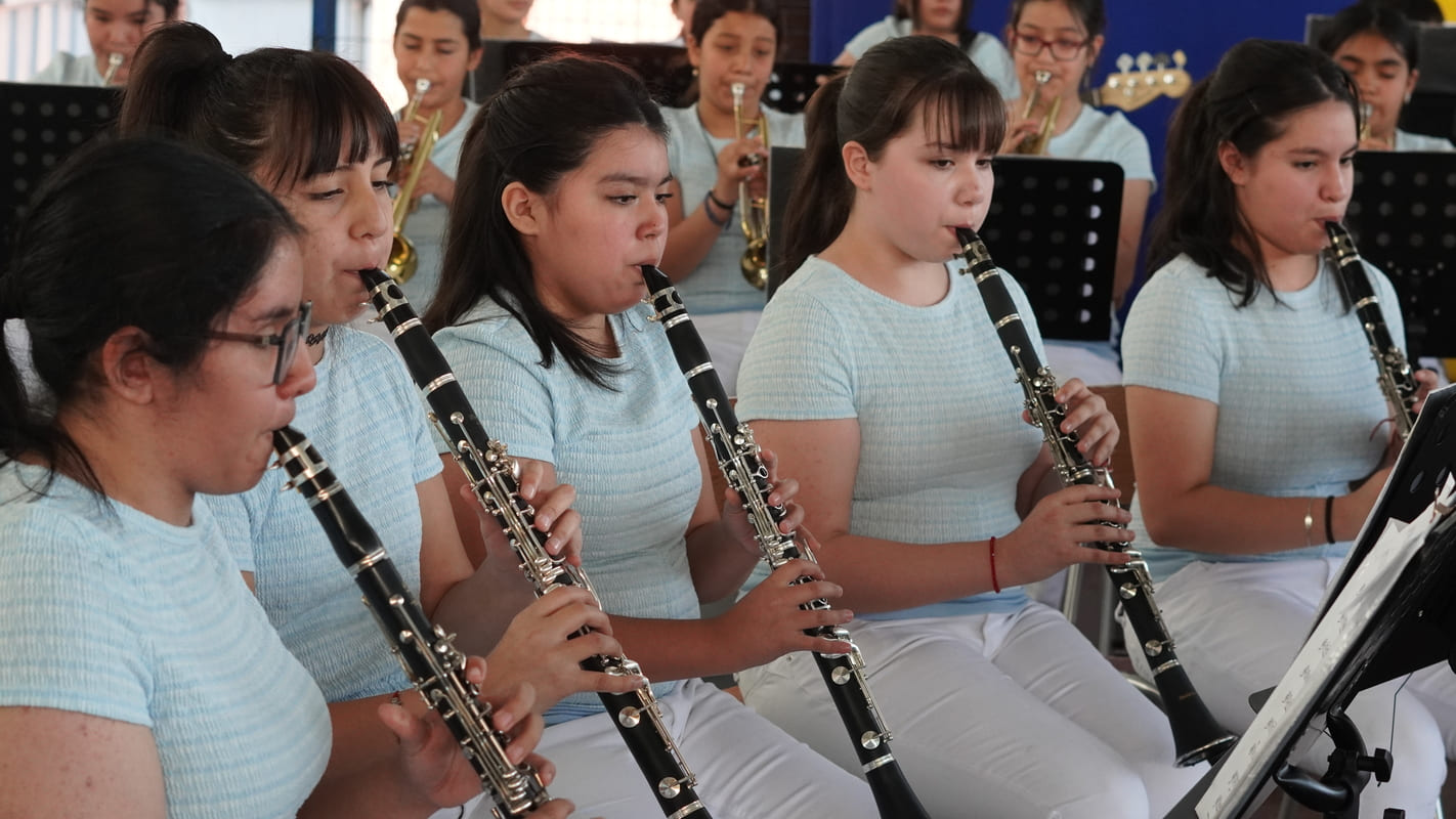Corfobae Chile celebra el Día Internacional del Músico con un mes de actividades para bandas estudiantiles