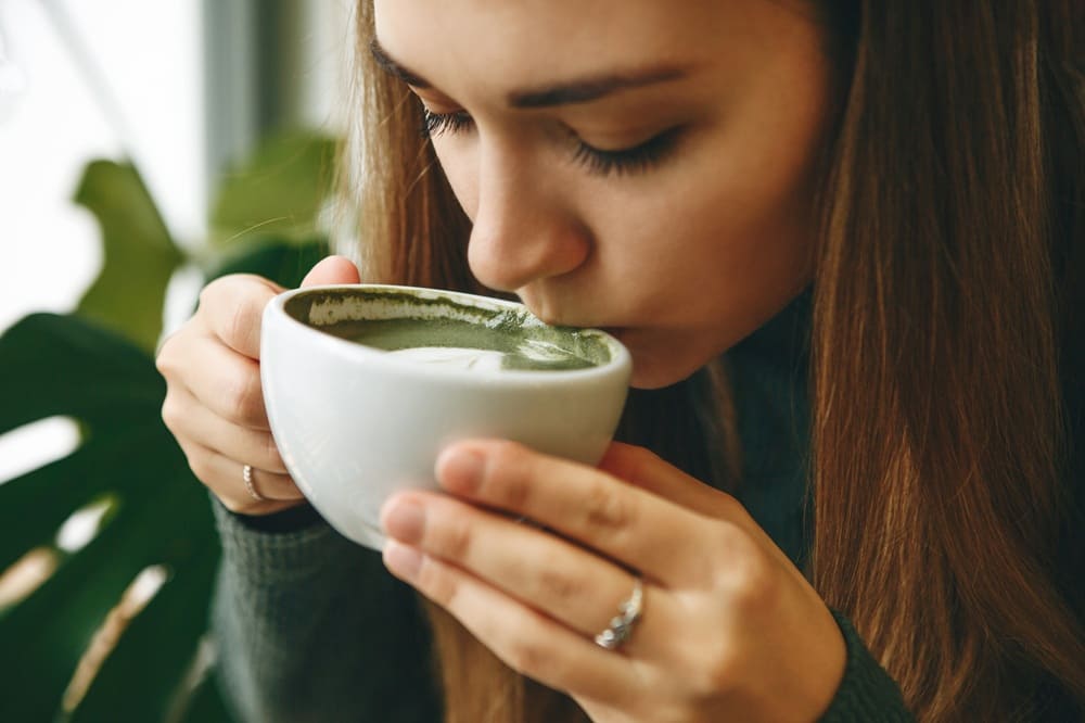 Té matcha: nutricionista revela mitos, verdades y cómo consumirlo de forma saludable