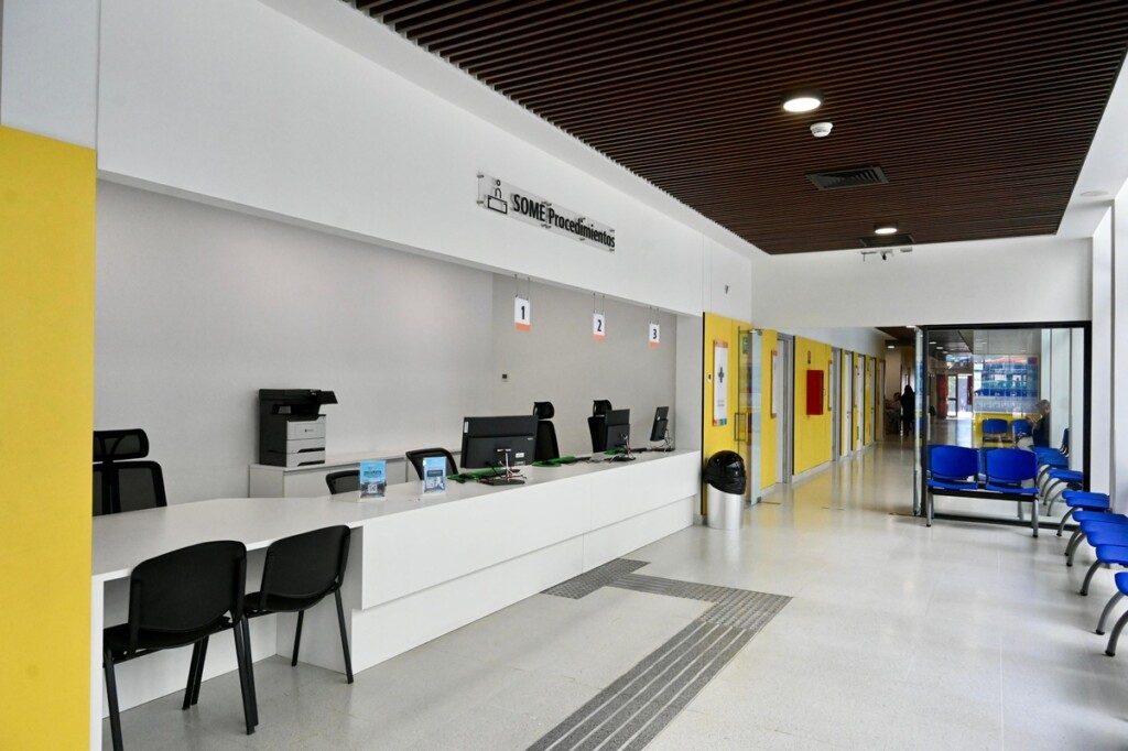 Nuevo CESFAM Cerro Colorado en Renca: Gobierno de Santiago inaugura centro que beneficiará a 30 mil vecinos