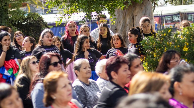 La Pintana conmemora el Mes por la Eliminación de la Violencia contra la Mujer