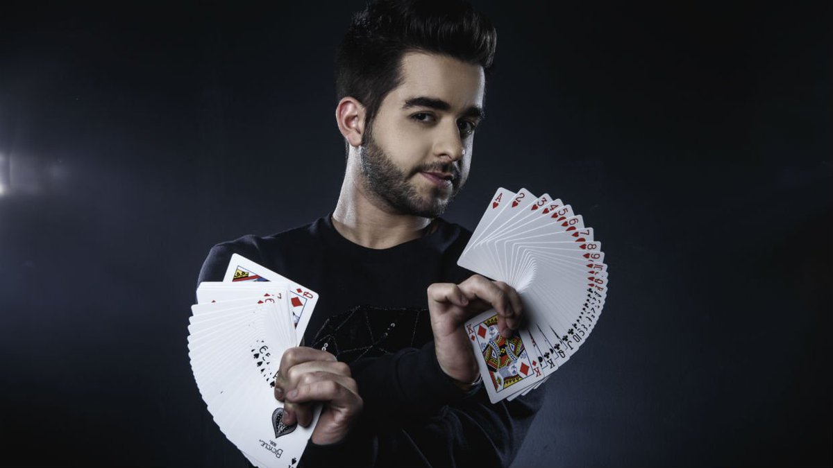 Michel Gallero, el mentalista que sorprendió a figuras de la TV chilena, trae la despedida de su show más impactante