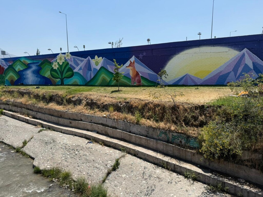 Lo Barnechea inaugura mural a cielo abierto que transforma un barrio y fortalece la identidad local