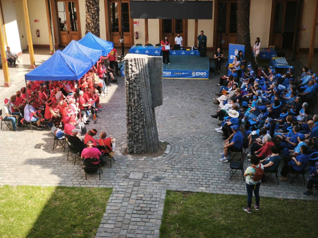 Santiago: Gran convocatoria en el cierre anual del Programa Más Adulto Mayor Autovalente