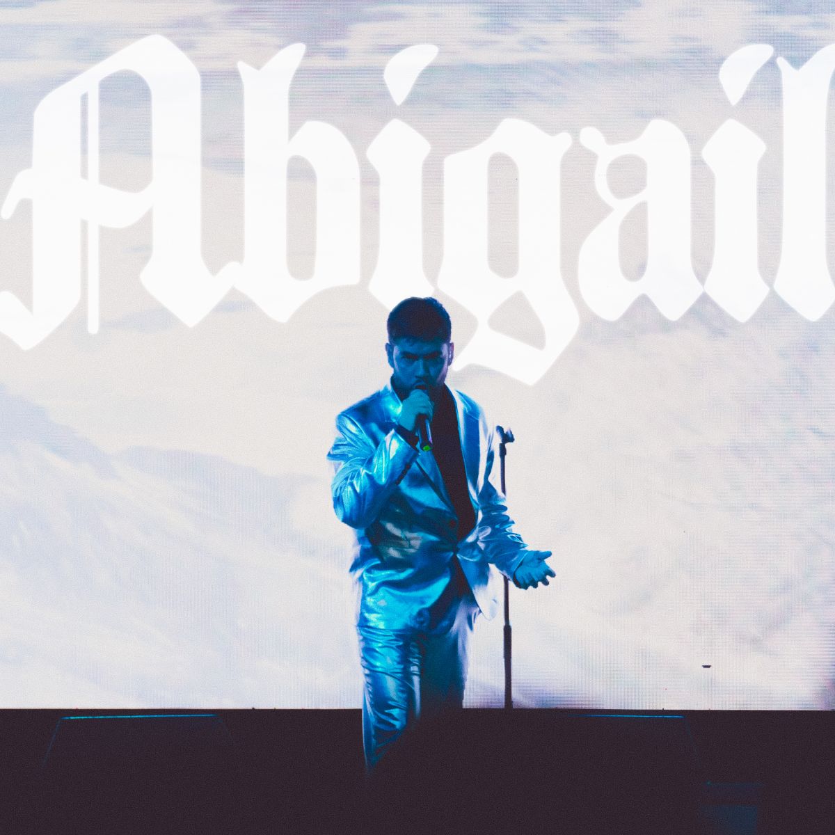 Cristóbal Briceño estrena “Abigail”, su nuevo single junto a un videoclip