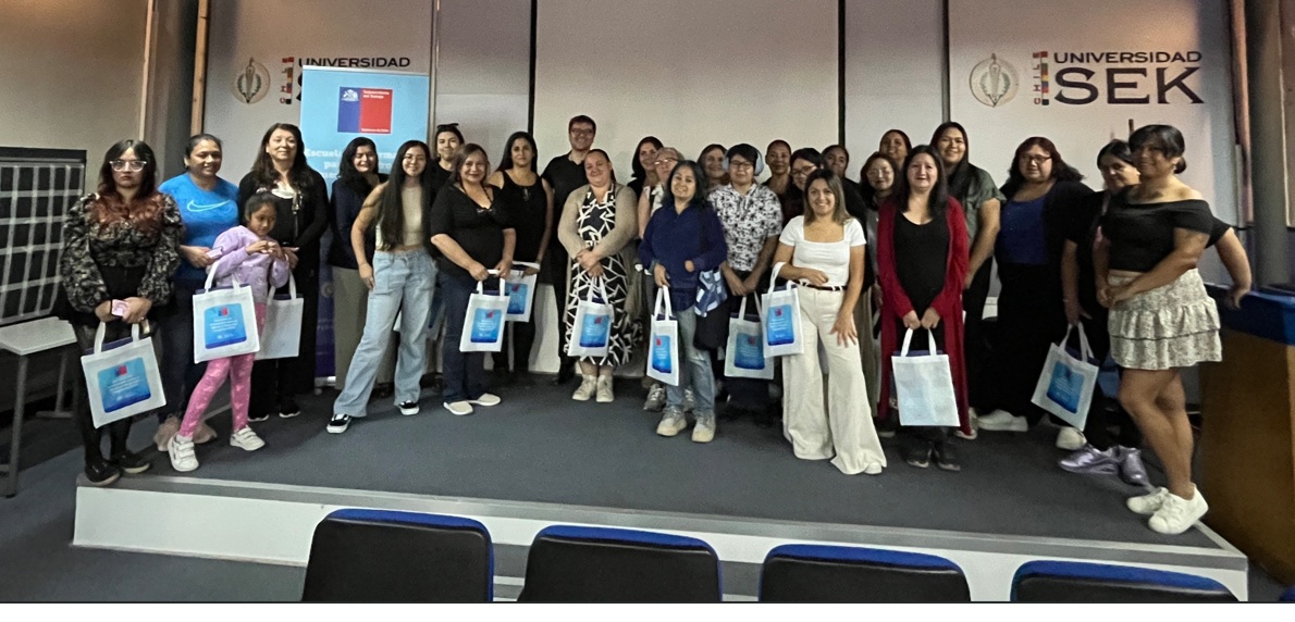 USEK inaugura Escuela de Formación para la Micro y Pequeña Empresa en la RM