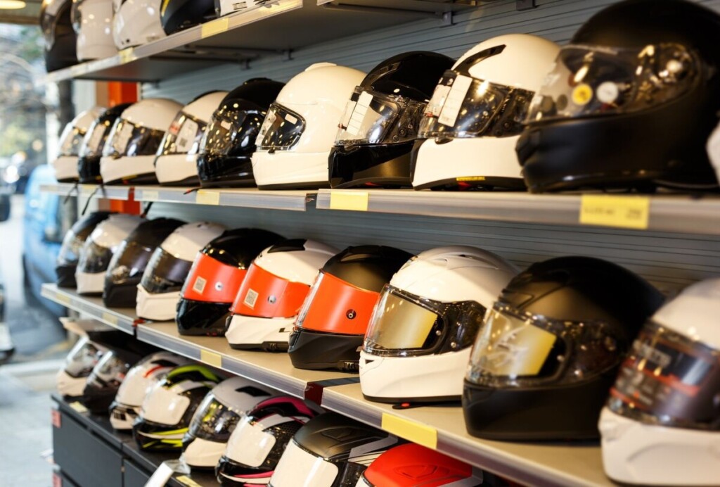 Casco correcto, viaje más seguro: claves para elegir y usar casco de moto en Chile