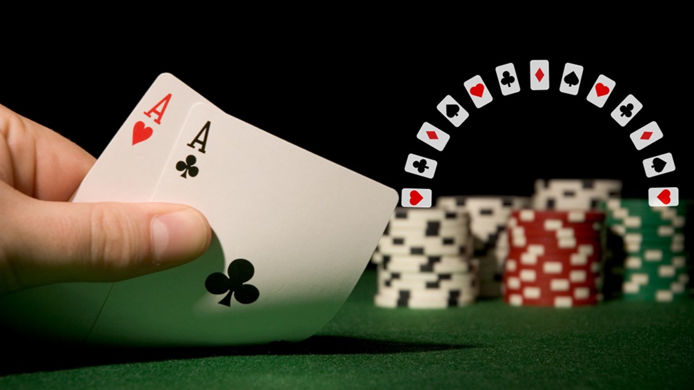 El mazo de póker: Guía de barajas y probabilidades en Pin-Up casino