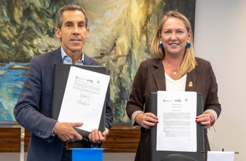 Lo Barnechea y Colina firman convenio para fortalecer el trabajo de la Red OMAR y promover el diálogo interreligioso