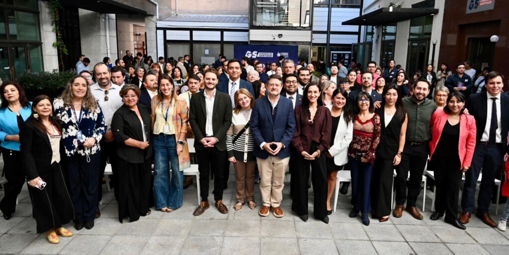 Gobierno de Santiago lanza Fondo Comunidad Activa 2026 con más de $14 mil millones para organizaciones sociales de la RM