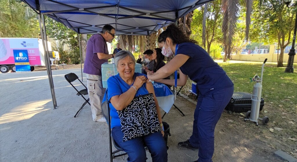 Vacunación 2026 en Santiago: Estaciones de Metro Matta y Parque Almagro se suman como puntos clave para grupos de riesgo