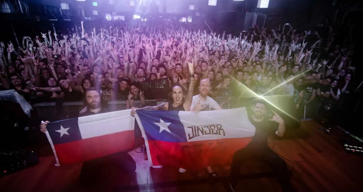 Sudor, gritos y metal: Así fue la primera vez de Jinjer en Chile
