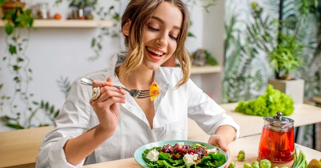 Nutrición femenina: claves para cuidar la salud en cada etapa de la vida
