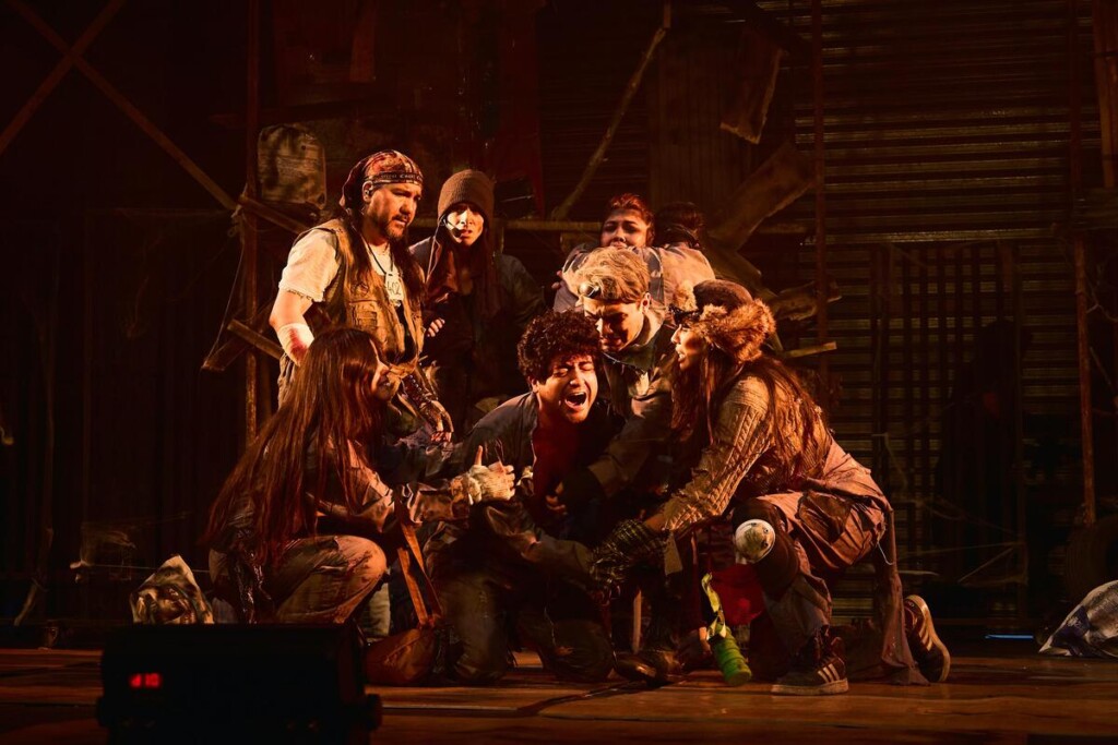 “Tiempos de Oscuridad 2030”: una versión de Jesucristo Superstar que explora la fe en un mundo distópico