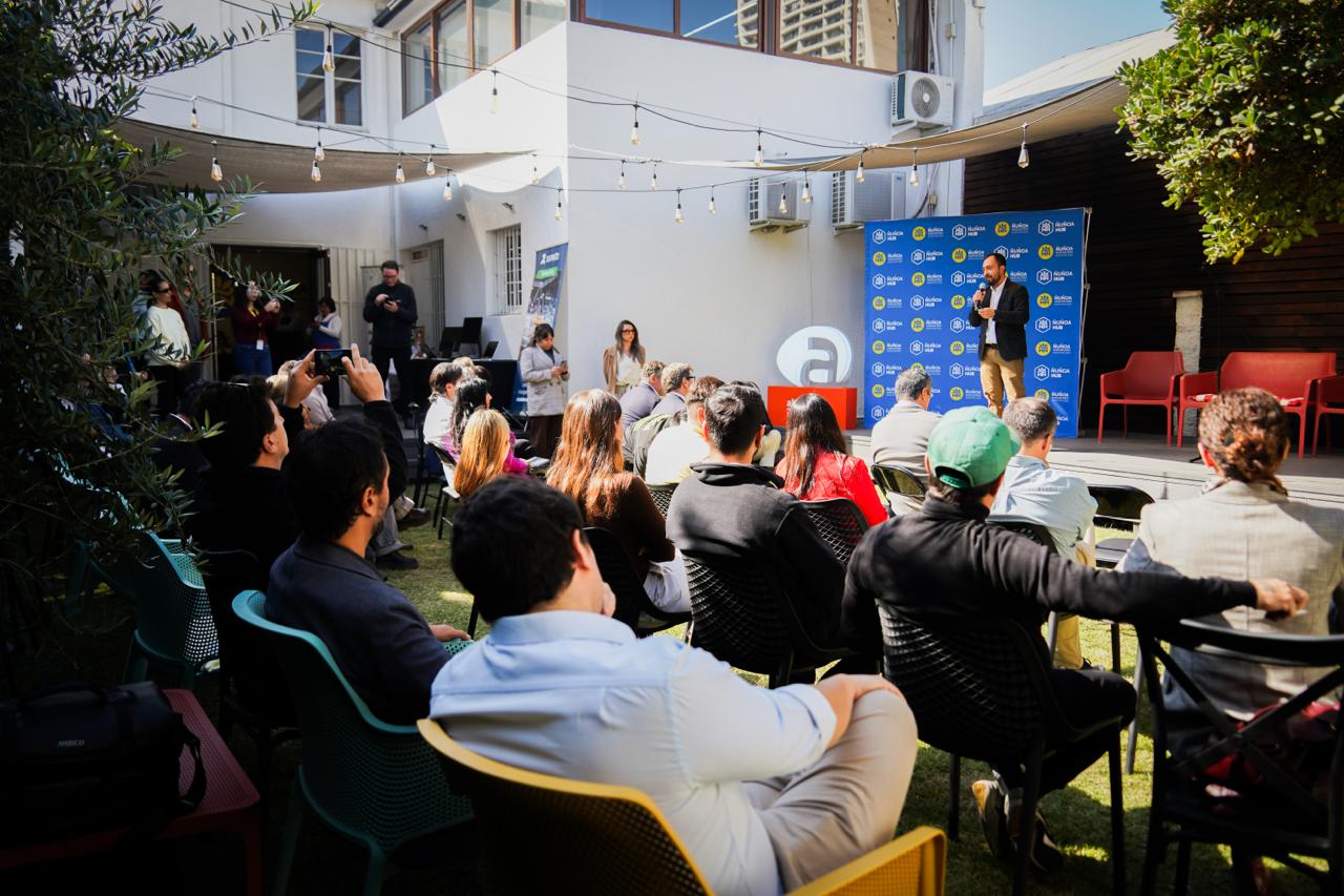 Ñuñoa lanza plataforma con IA para emprendedores y promete "Cero Vueltas" y sólo una hora para obtención de patente