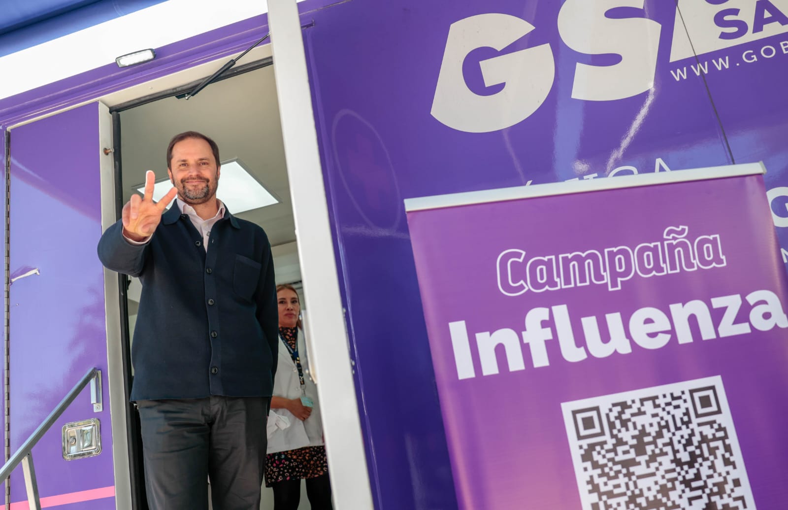 Providencia presenta campaña “Vacúnate en tu Plaza” contra la Influenza