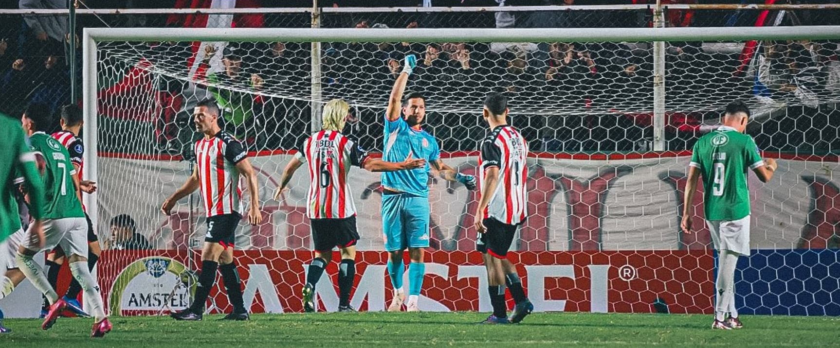 Equipos chilenos viven jornada dispar en Copas Libertadores y Sudamericana