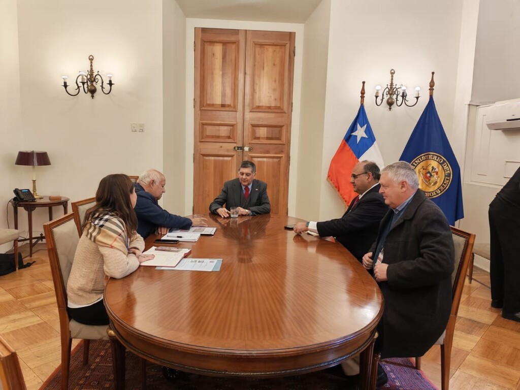 ANCORE y Ministerio del Interior acuerdan mesa territorial permanente para fortalecer la descentralización en Chile
