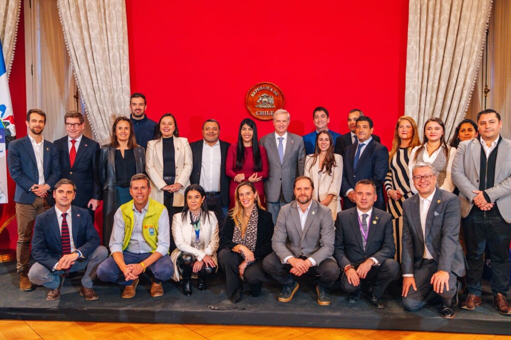 Vitacura integra coalición nacional de IA para modernizar municipios