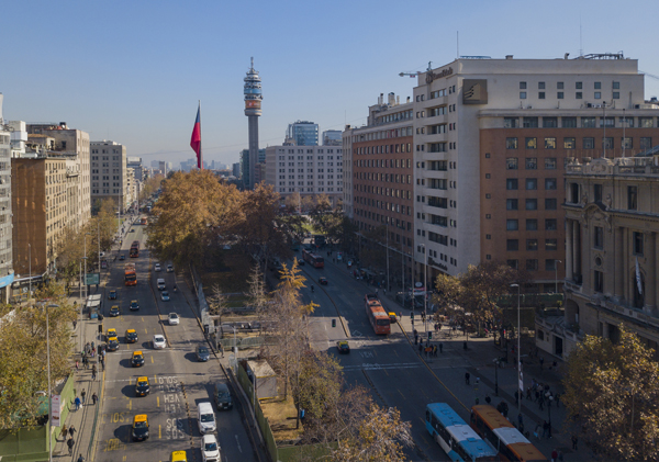 Santiago Centro totaliza más de 59 mil m2 de oficinas desocupadas
